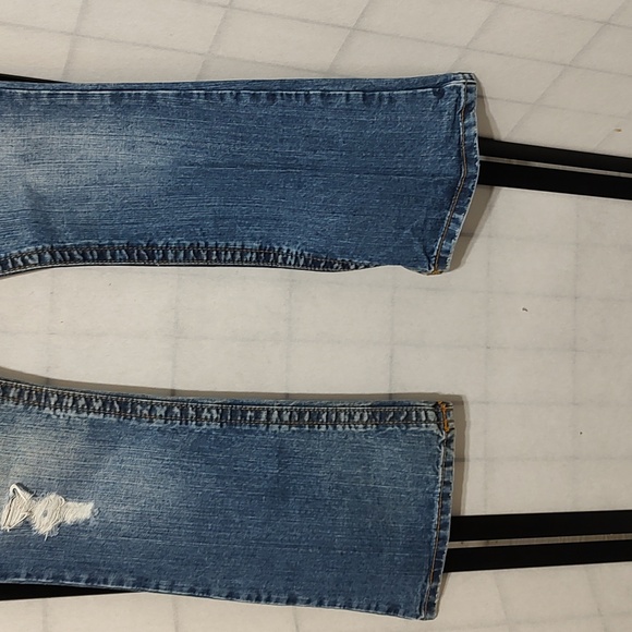 Aeropostale Hailey Distressed Jeans sz 4 short - Picture 7 of 10